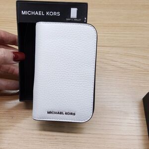 MICHAEL KORS Wallet Womens White Bifold Leather Hudson Snap Gift Box $128